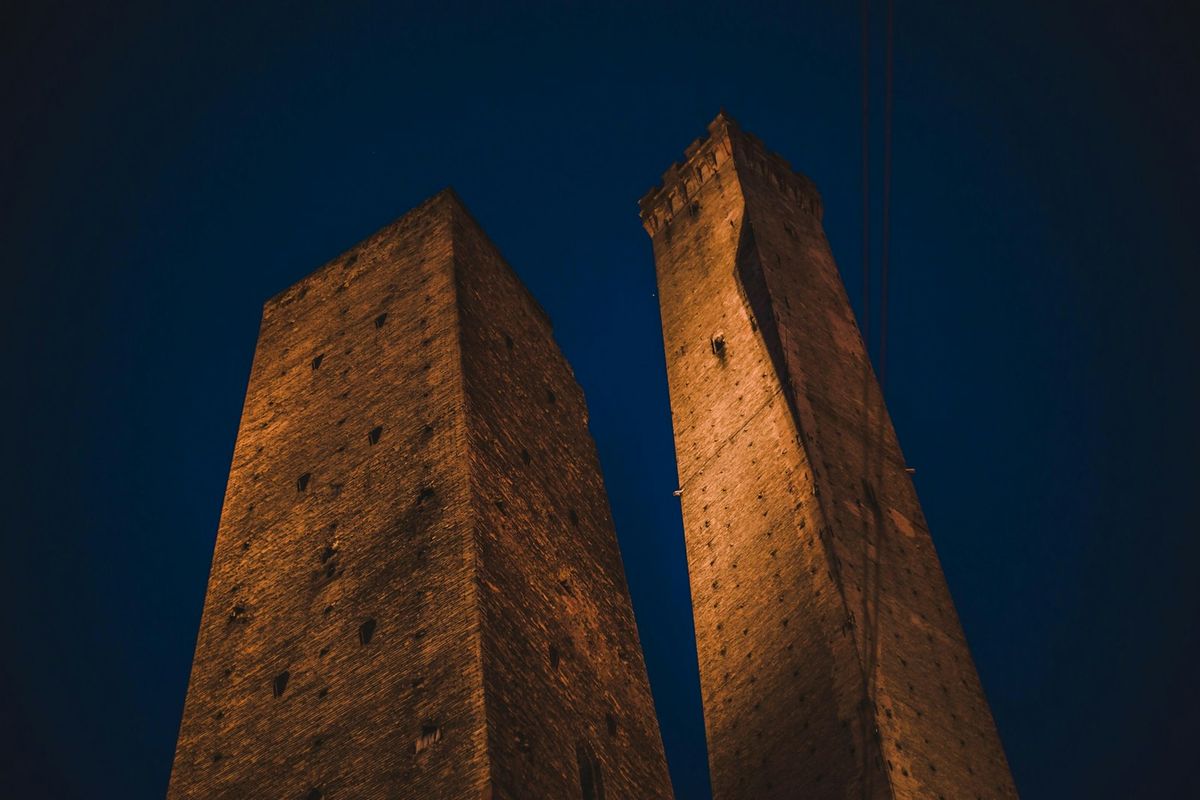 De to tarnene i Bologna