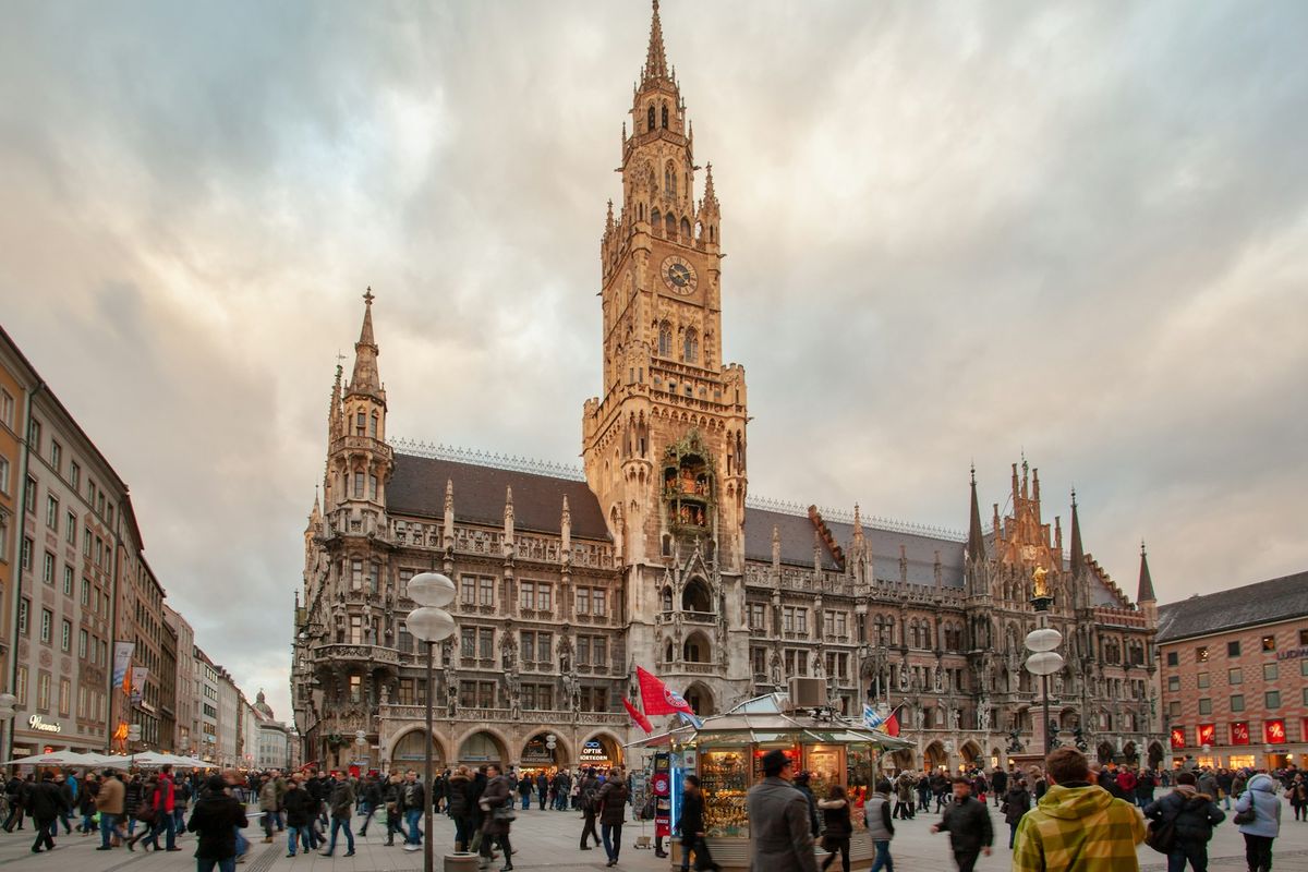 Marienplatz i München på dagtid