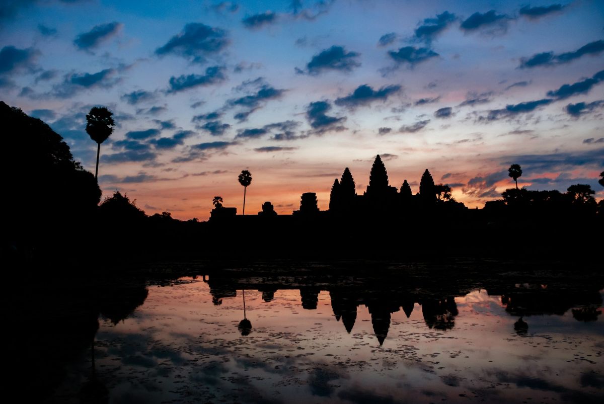 Angkor Wat-tempelet ved soloppgang i Siem Reap